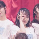 Da Re Da – AKB48 Universe Girls (Taguchi Manaka 田口愛佳, Asai Nanami 浅井七海, Nagatomo Ayami 長友彩海 Centers)