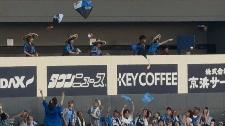 AKB48 ナイター試合中に菓子を投下横浜DeNAベイスターズ2025年6月17日埼玉西武ライオンズドリトス横浜スタジアム