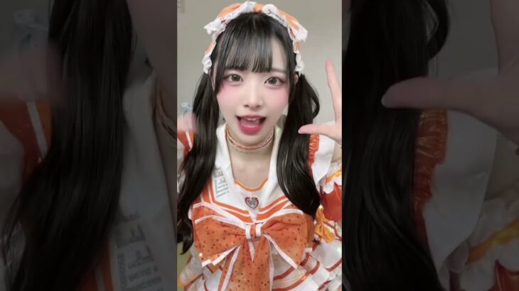 まむ背高いからみきがプルプルしながら撮ってくれた⊹⁺⸜ᐡ⸝ɞ̴̶̷ ·̮ ɞ̴̶̷⸝ᐡ⸝⁺⊹🧡💜 ありがとうᐡ⸝⸝  ̫ ⸝⸝ᐡ