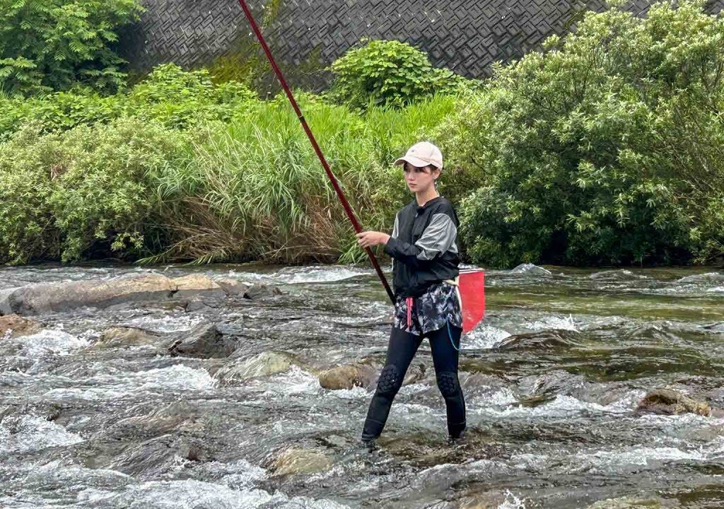 大女優降臨！岐阜白川の鮎釣り【釣りビジョン番組紹介】
