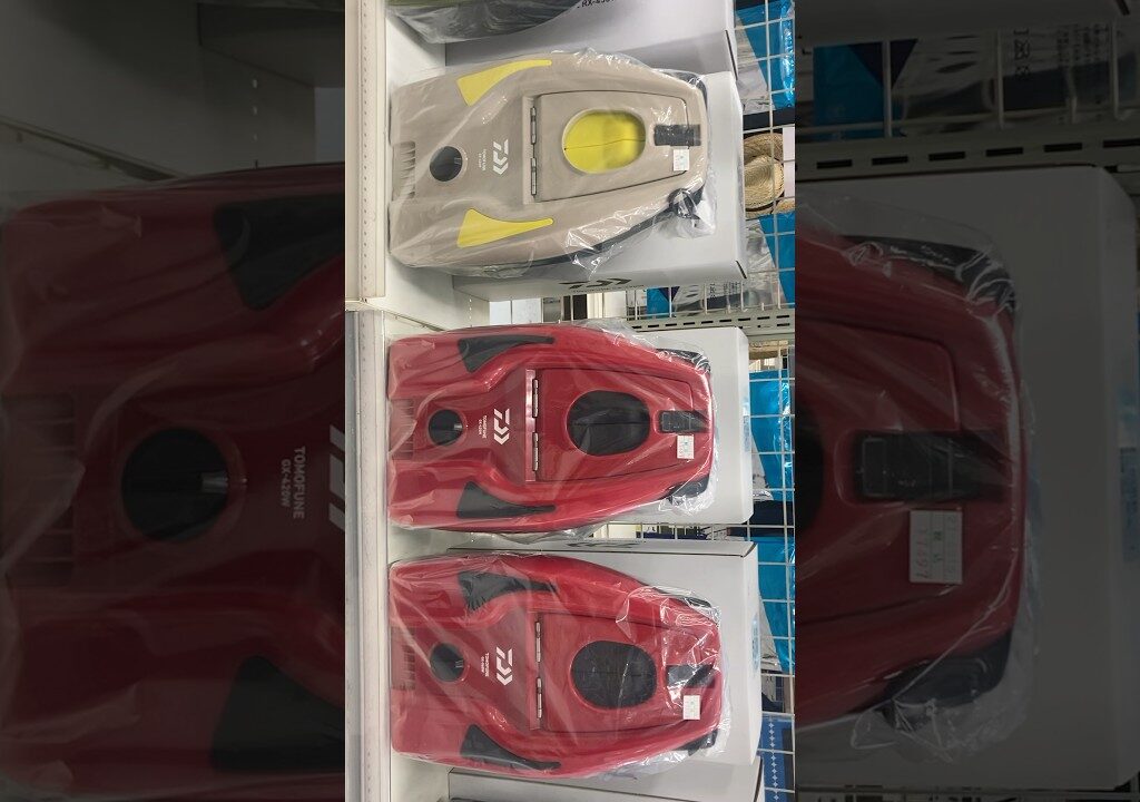 ダイワ『鮎釣り用友舟』新色新入荷❕…去年より密かに、流行り始めの兆しが見えてきた『鮎イング』でも使える『友舟』❕…もちろん『友釣り』にも使える❕…欲しけりゃ『上州屋 青梅河辺店』に行け❕